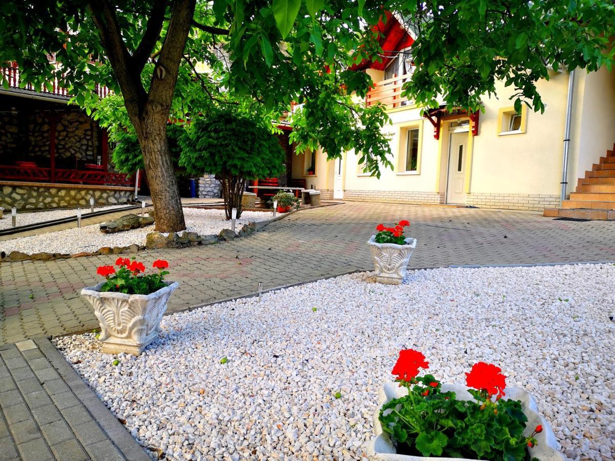 Zoeld Sziget Wellness Bed & Breakfast Egerszalók Екстериор снимка