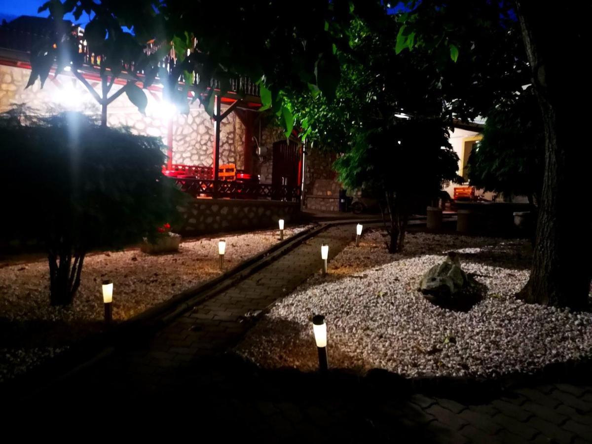 Zoeld Sziget Wellness Bed & Breakfast Egerszalók Екстериор снимка